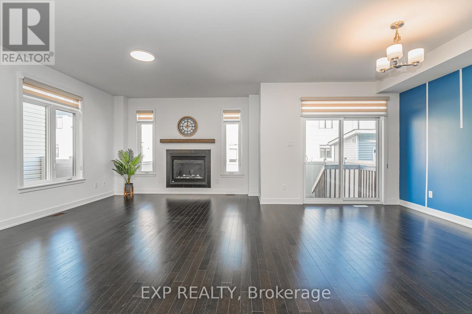 92 Big Dipper Street, Ottawa, Ontario K4M 0L9 - Photo 10 - X12592158