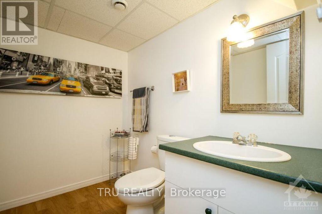 161 Tandalee Crescent, Ottawa, Ontario  K2M 0A2 - Photo 29 - X12592160