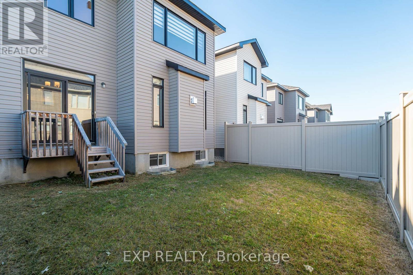 92 Big Dipper Street, Ottawa, Ontario K4M 0L9 - Photo 22 - X12592158