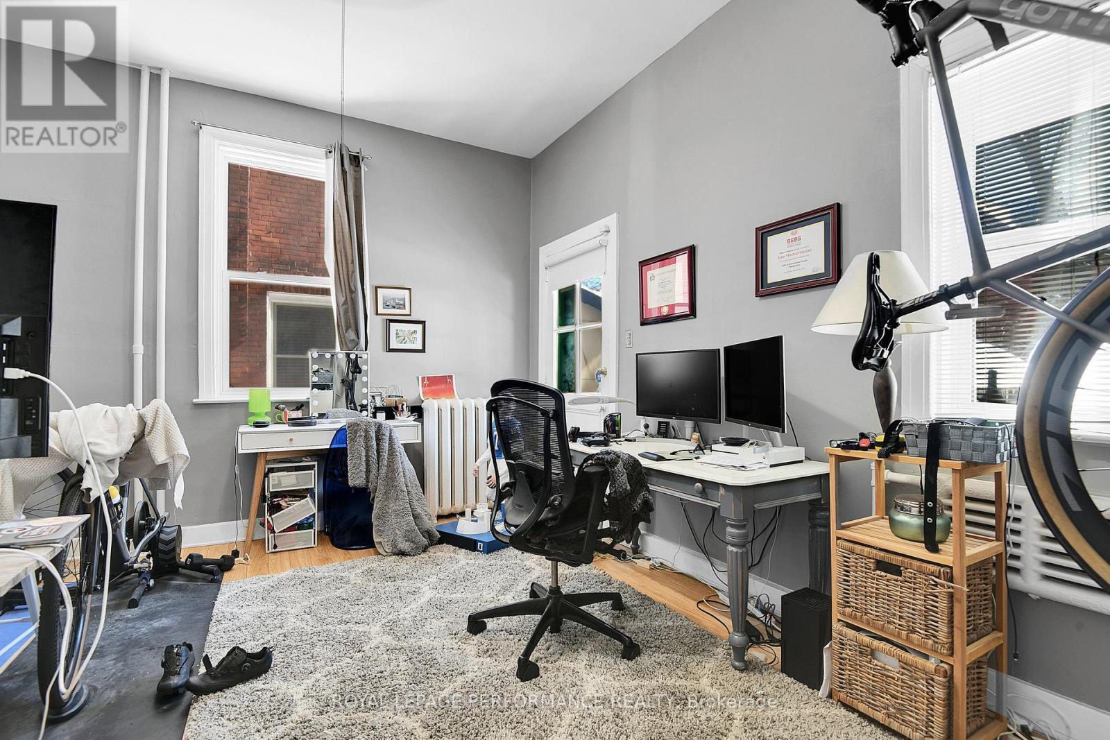 66 Delaware Avenue, Ottawa, Ontario K2P 0Z3 - Photo 12 - X12592248