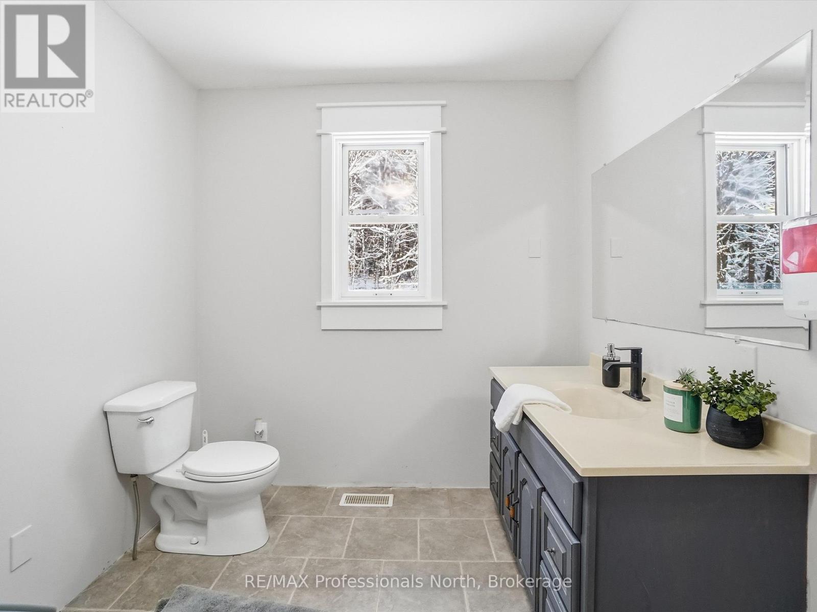 966 Boundary Road, Huntsville, Ontario  P0A 1R0 - Photo 18 - X12591612