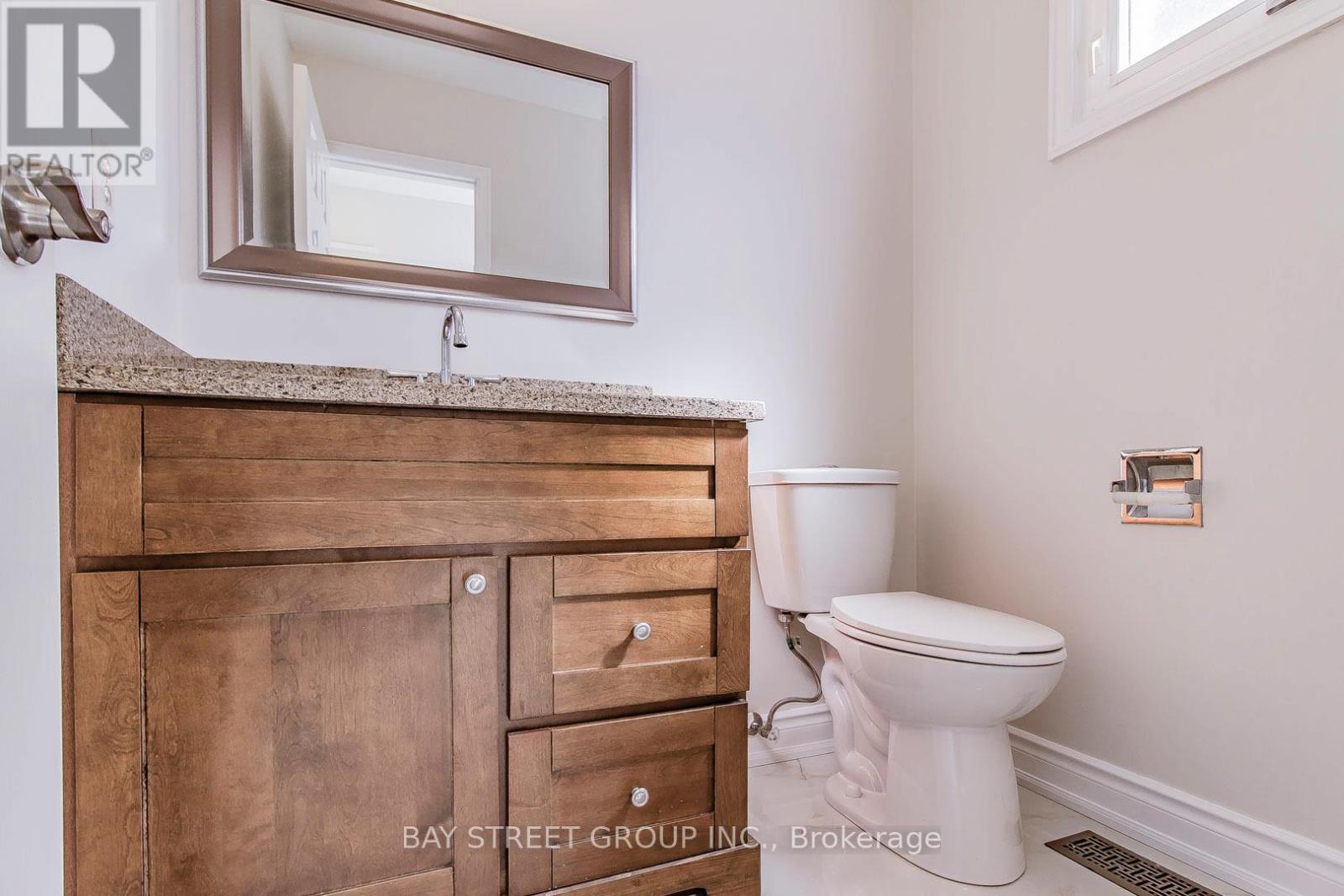 300 Fincham Avenue, Markham, Ontario L3P 4E7 - Photo 15 - N12592608