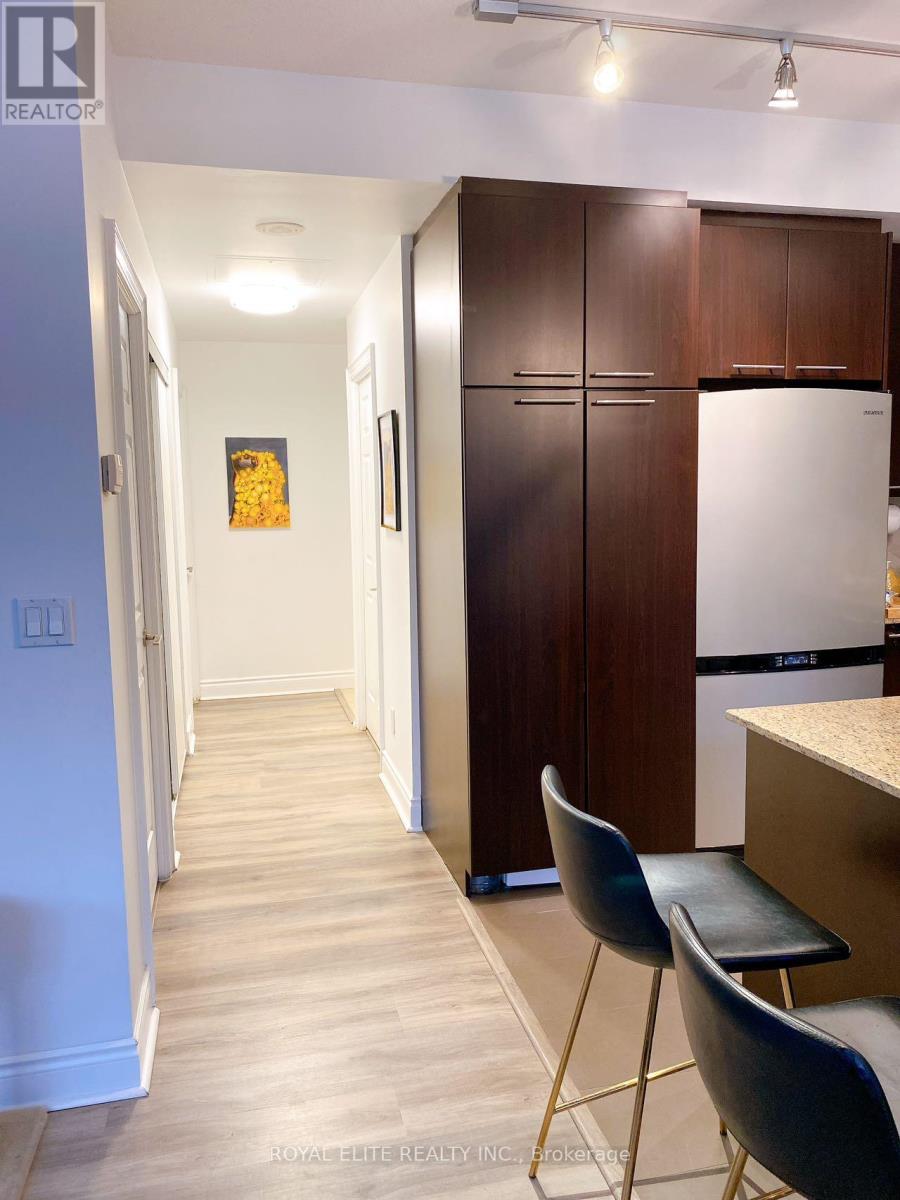 102 - 39 Galleria Parkway, Markham, Ontario L3T 0A6 - Photo 6 - N12592616