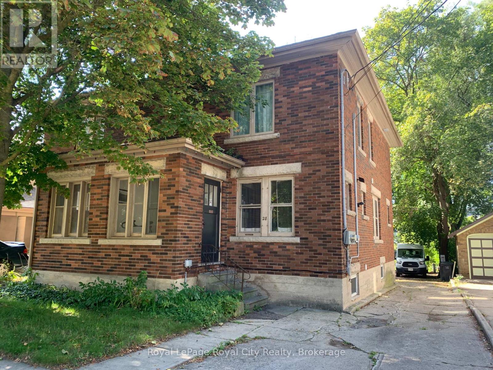 D - 28 ARTHUR STREET N, Guelph, Ontario