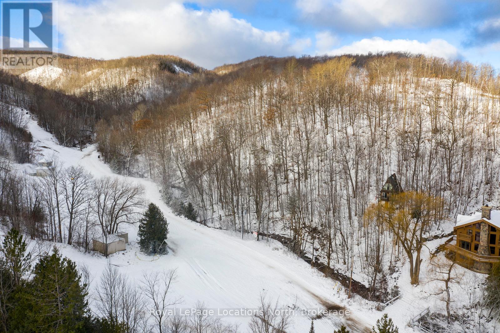 16 - 242 Arrowhead Road, Blue Mountains, Ontario  L9Y 0S1 - Photo 5 - X12591692