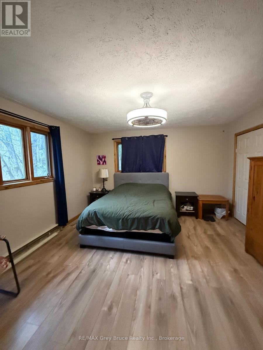 210 Cape Hurd Road, Northern Bruce Peninsula, Ontario  N0H 2R0 - Photo 7 - X12592076