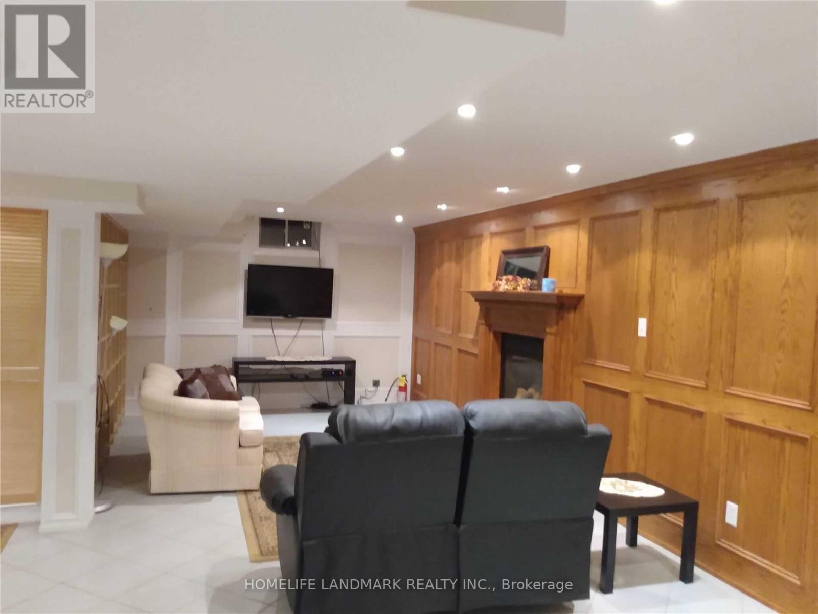 Bsmt - 38 Lois Drive, Vaughan, Ontario L4H 1H8 - Photo 7 - N12592630