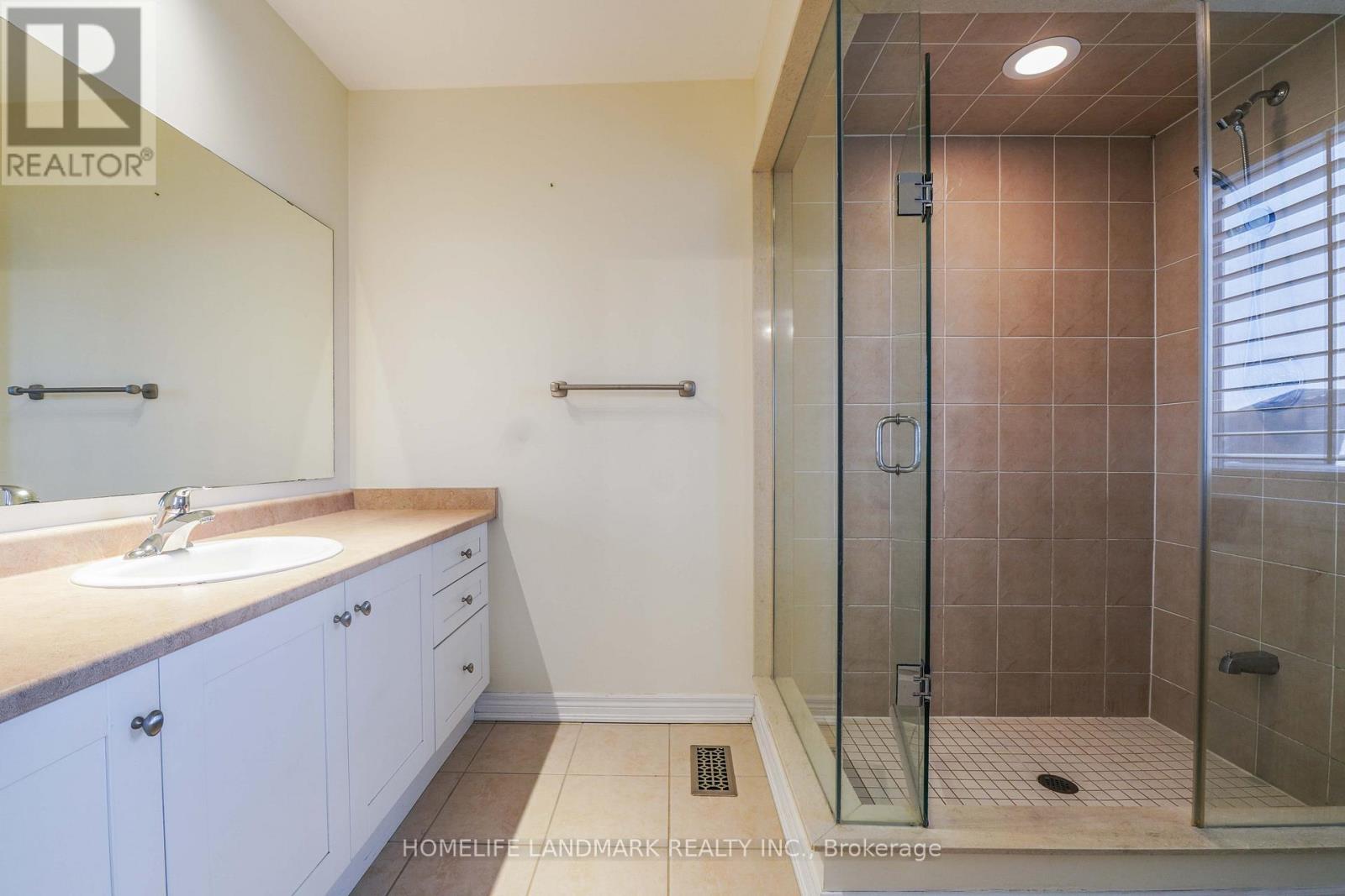 79 Stoyell Drive, Richmond Hill, Ontario L4E 0M9 - Photo 12 - N12592634