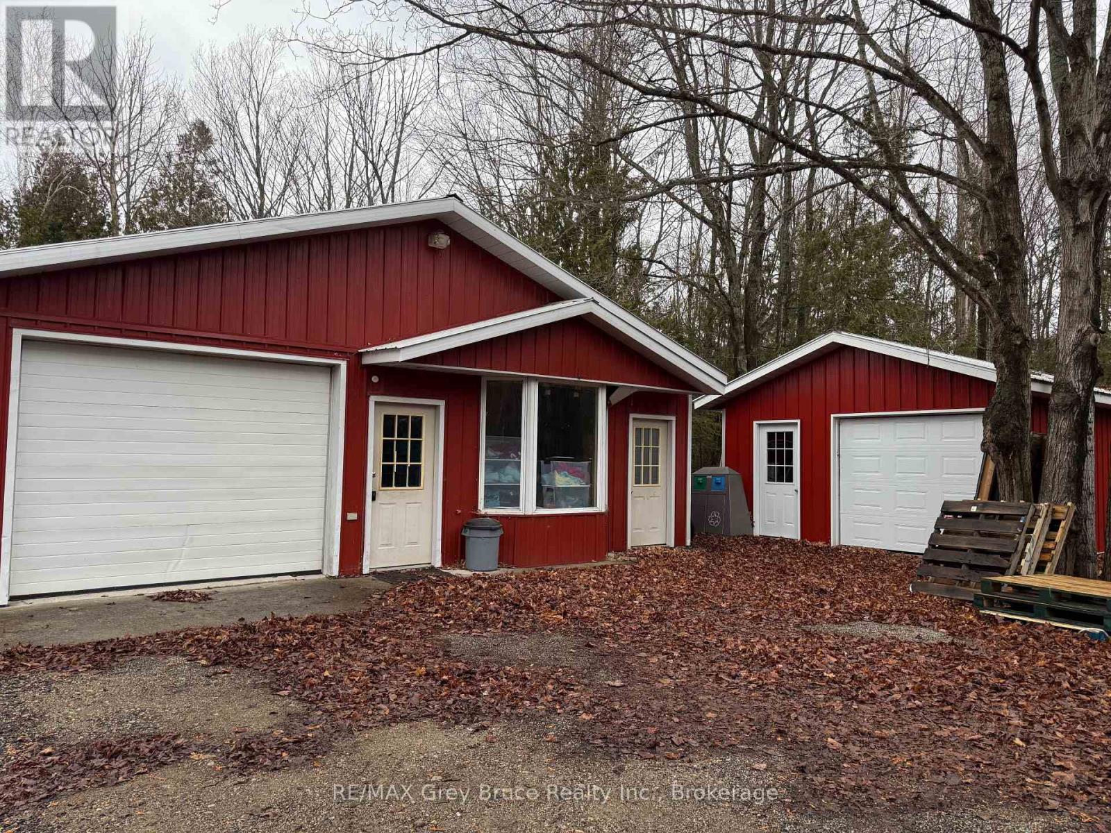 210 Cape Hurd Road, Northern Bruce Peninsula, Ontario  N0H 2R0 - Photo 14 - X12592076