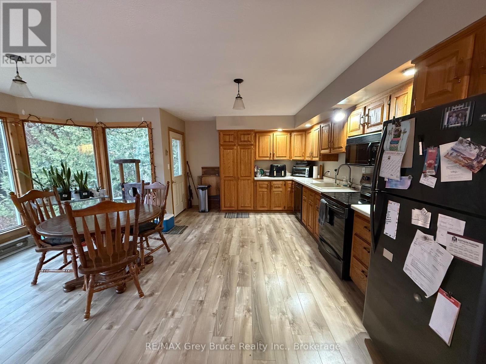 210 Cape Hurd Road, Northern Bruce Peninsula, Ontario  N0H 2R0 - Photo 3 - X12592076