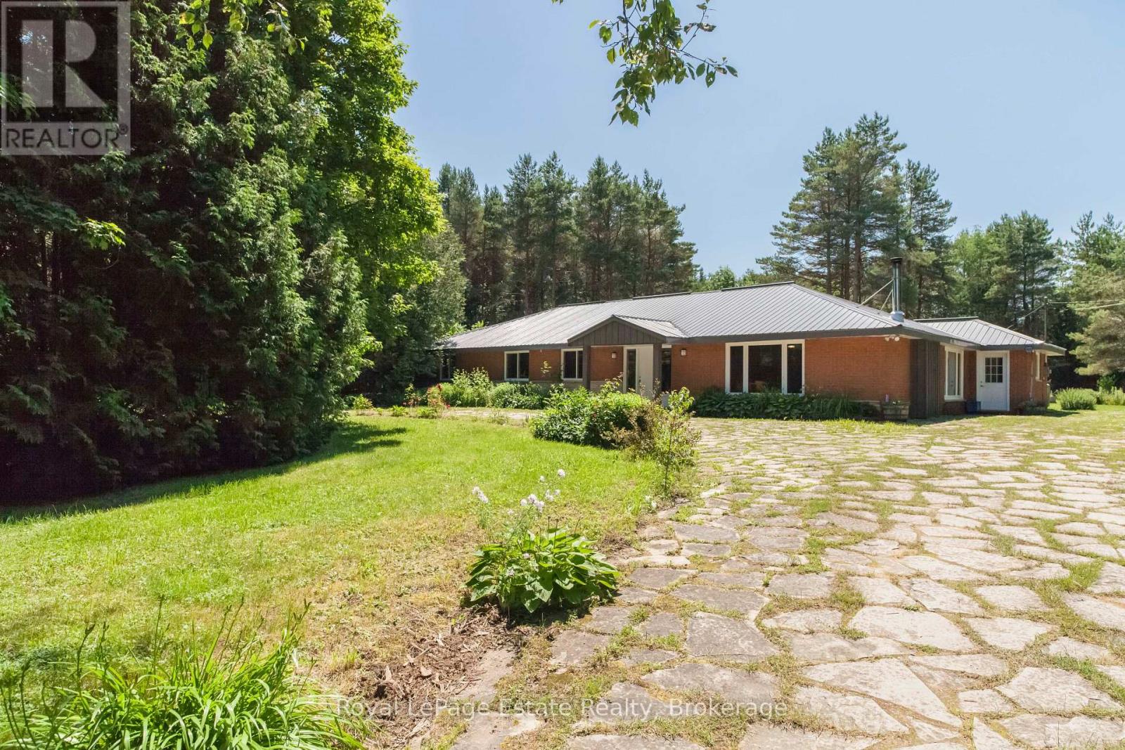 478 Bruce Rd 9, South Bruce Peninsula, Ontario  N0H 2T0 - Photo 4 - X12592488