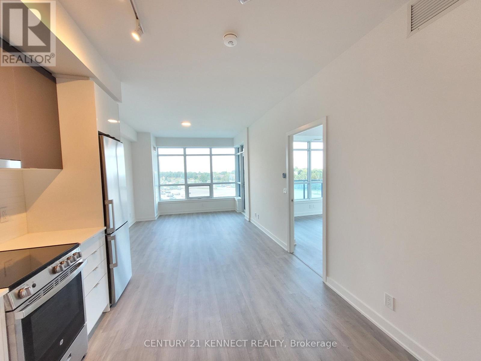 B-432 - 50 Upper Mall Way, Vaughan, Ontario  L4J 0J2 - Photo 11 - N12592674