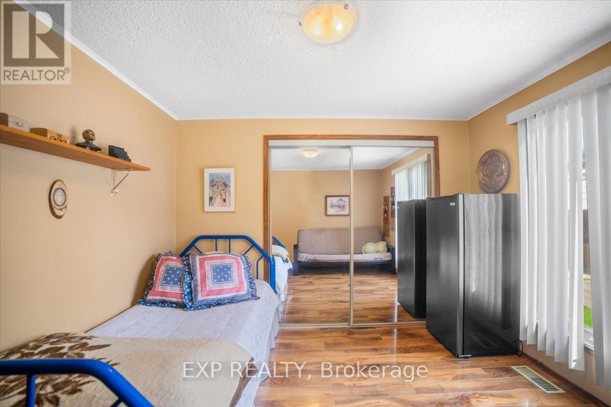 36 Juno Crescent, Georgina, Ontario  L0E 1R0 - Photo 23 - N12592654