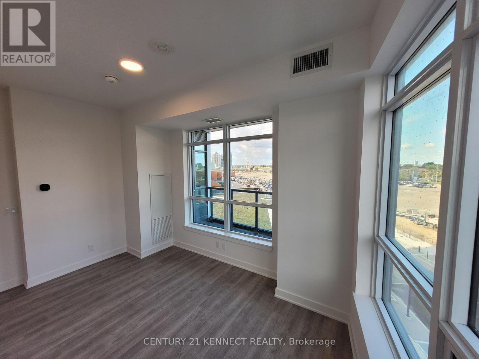 B-432 - 50 Upper Mall Way, Vaughan, Ontario  L4J 0J2 - Photo 20 - N12592674