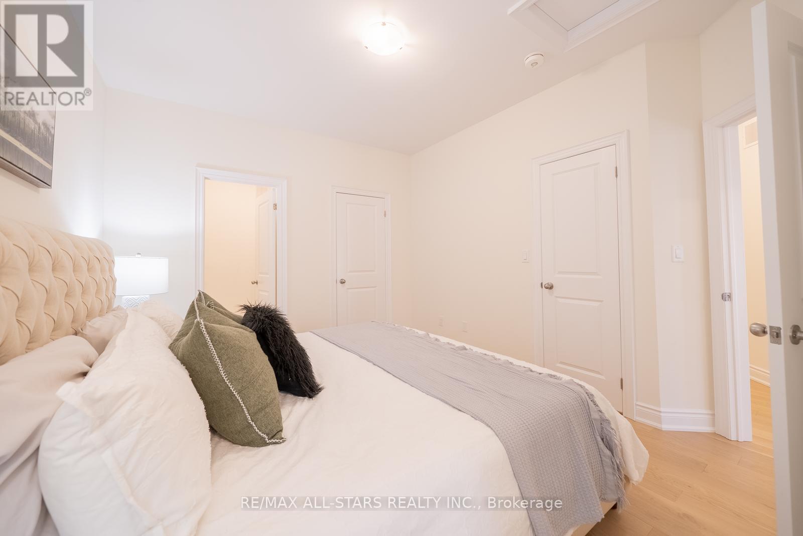 12 Griffith Street, Aurora, Ontario  L4G 7B6 - Photo 25 - N12592680