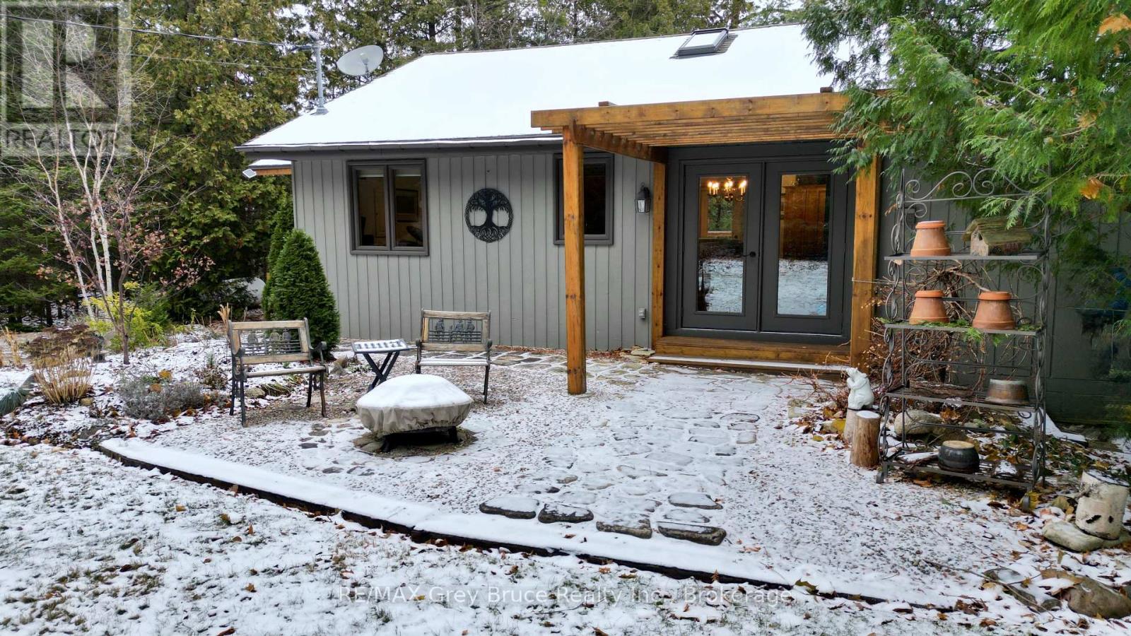 54 Carter Road, Northern Bruce Peninsula, Ontario  N0H 1W0 - Photo 3 - X12592802