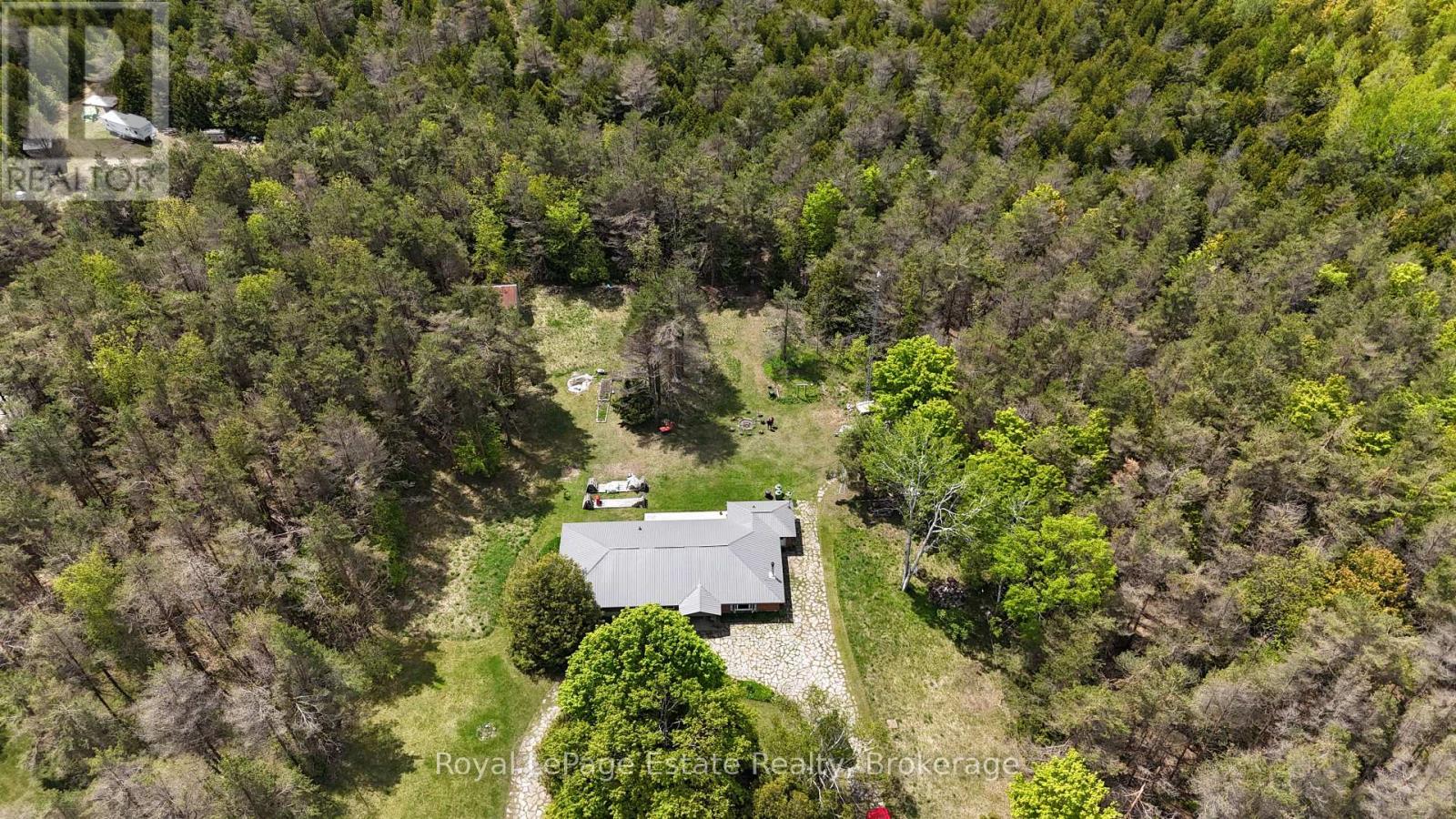 478 Bruce Rd 9, South Bruce Peninsula, Ontario  N0H 2T0 - Photo 3 - X12592488