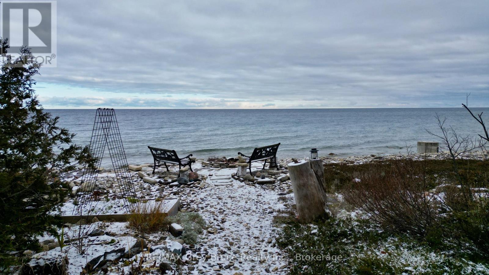 54 Carter Road, Northern Bruce Peninsula, Ontario  N0H 1W0 - Photo 33 - X12592802