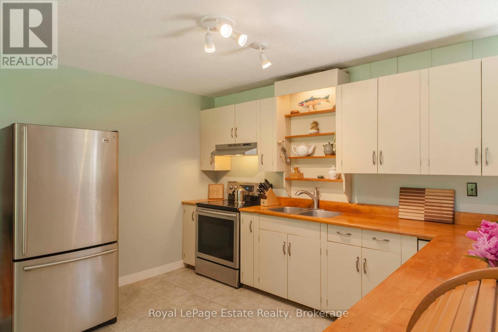 478 Bruce Rd 9, South Bruce Peninsula, Ontario  N0H 2T0 - Photo 16 - X12592488