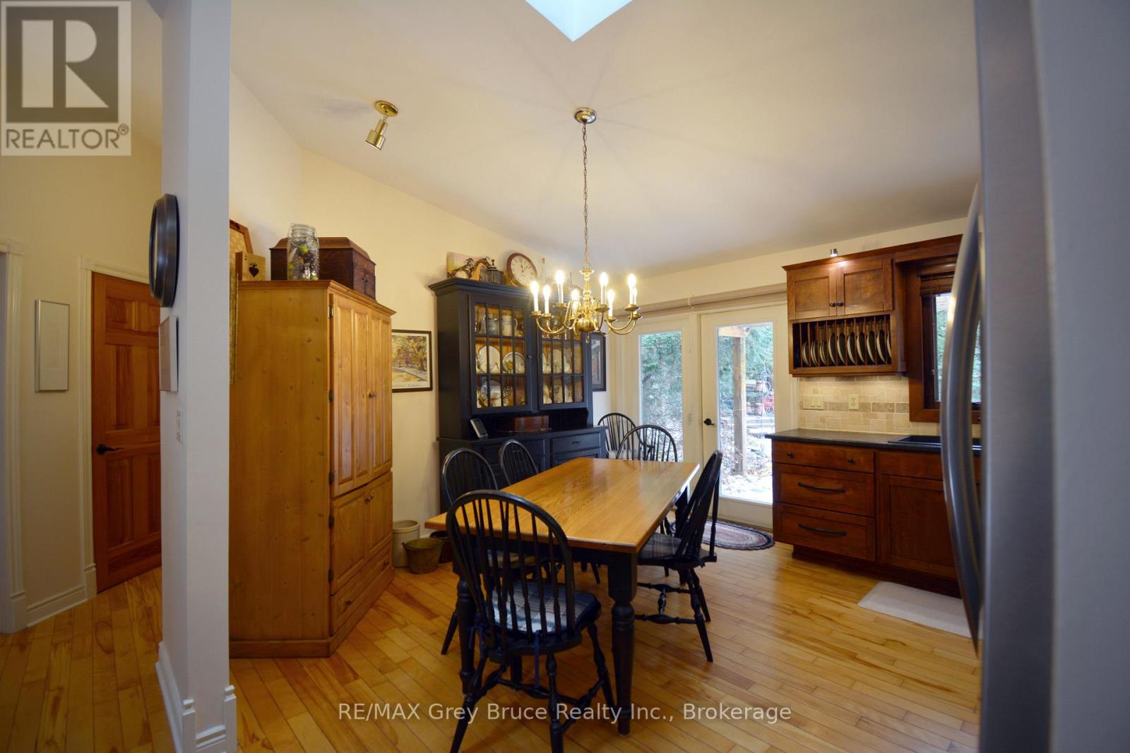 54 Carter Road, Northern Bruce Peninsula, Ontario  N0H 1W0 - Photo 12 - X12592802