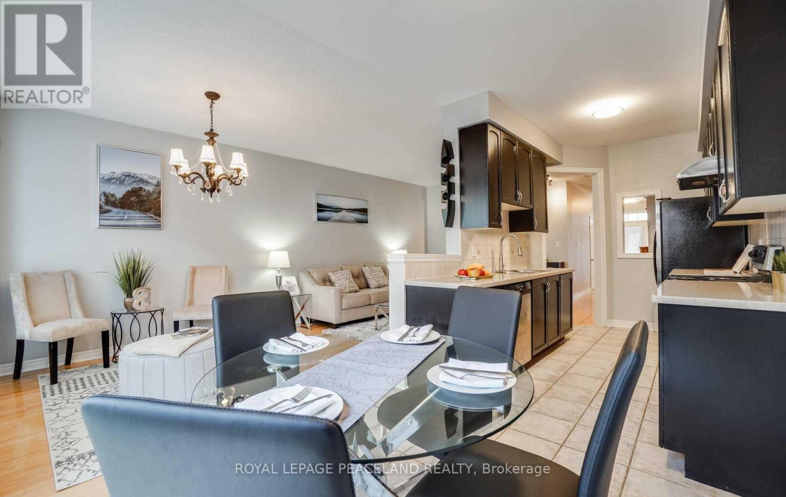 30 - 8 Townwood Drive, Richmond Hill, Ontario  L4E 4Y3 - Photo 11 - N12592690