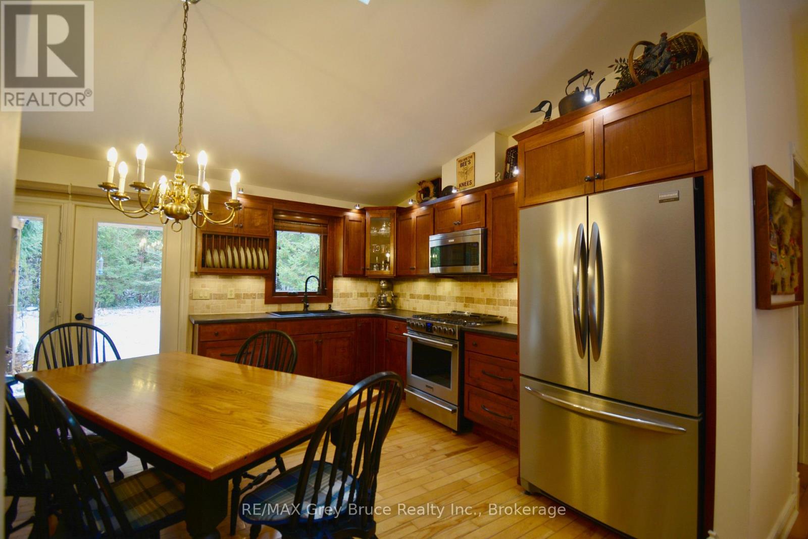 54 Carter Road, Northern Bruce Peninsula, Ontario  N0H 1W0 - Photo 14 - X12592802