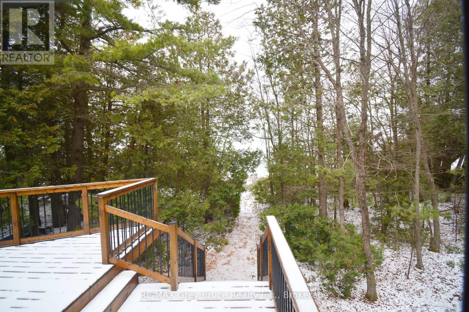 54 Carter Road, Northern Bruce Peninsula, Ontario  N0H 1W0 - Photo 31 - X12592802