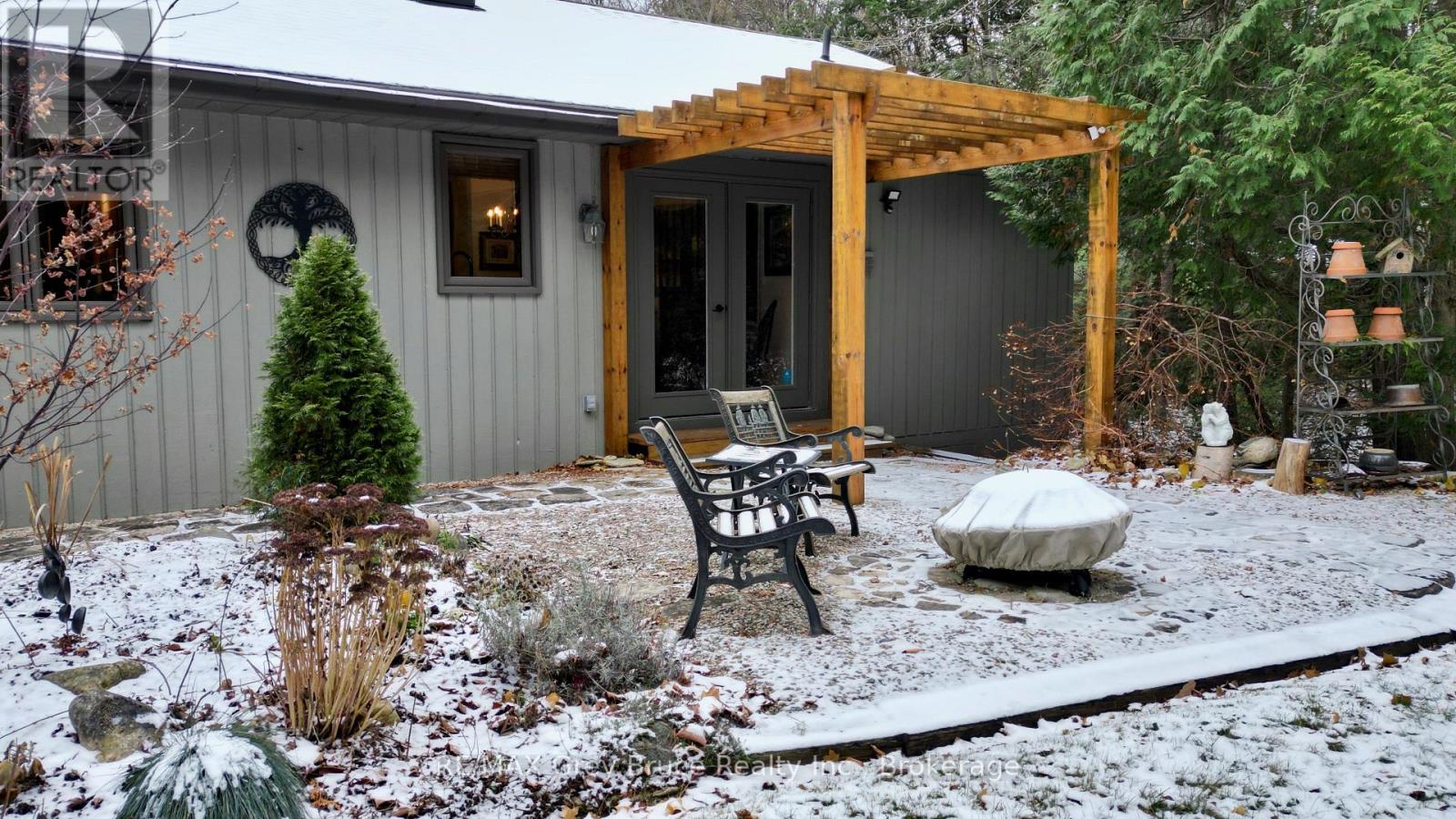 54 Carter Road, Northern Bruce Peninsula, Ontario  N0H 1W0 - Photo 4 - X12592802