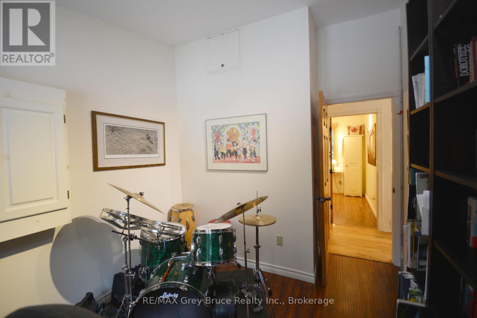 54 Carter Road, Northern Bruce Peninsula, Ontario  N0H 1W0 - Photo 21 - X12592802