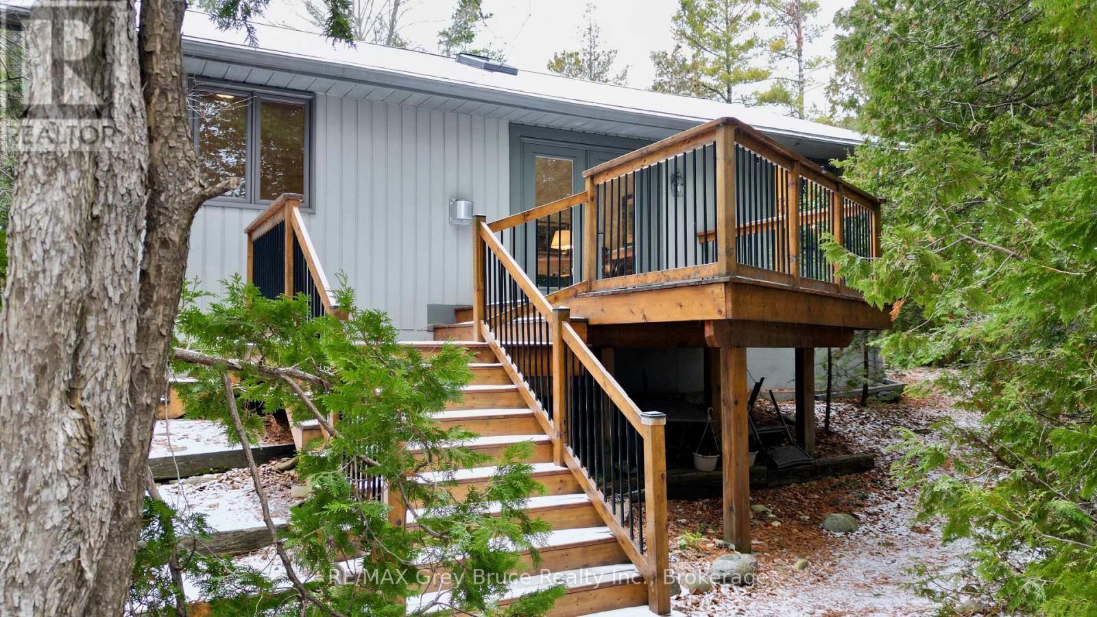 54 Carter Road, Northern Bruce Peninsula, Ontario  N0H 1W0 - Photo 29 - X12592802