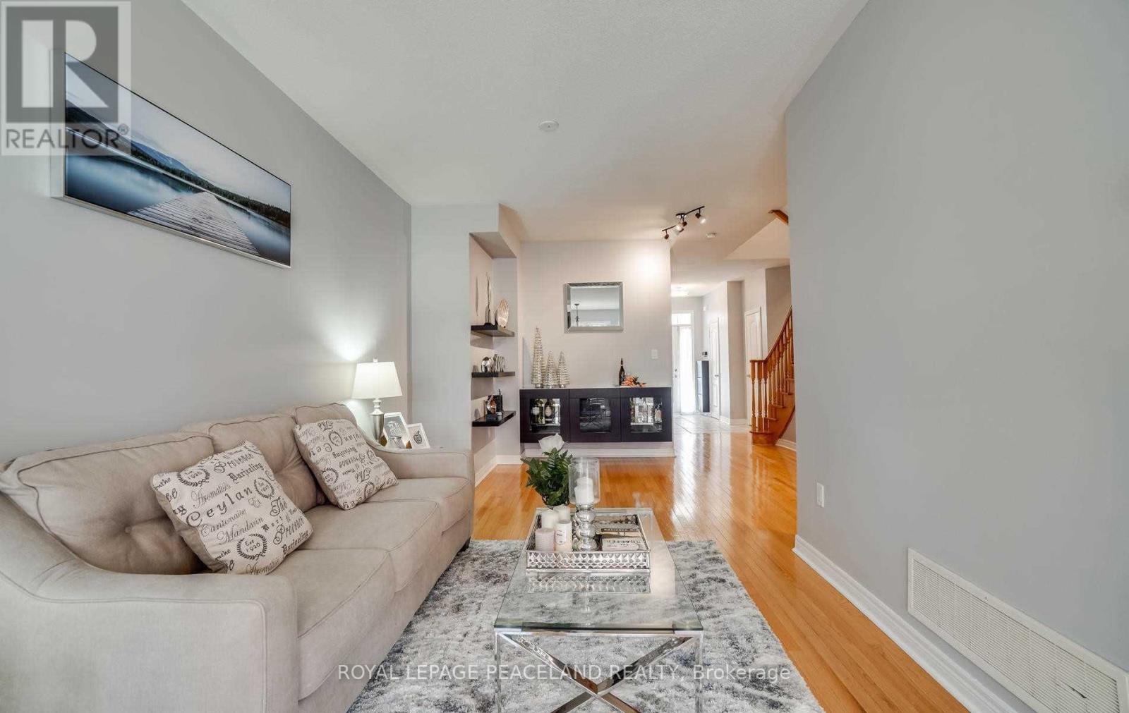 30 - 8 Townwood Drive, Richmond Hill, Ontario  L4E 4Y3 - Photo 8 - N12592690