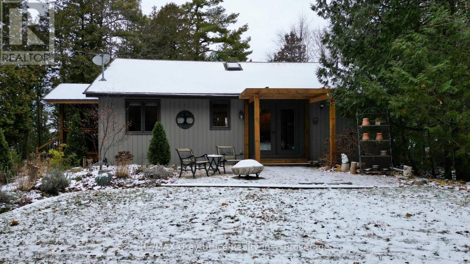 54 Carter Road, Northern Bruce Peninsula, Ontario  N0H 1W0 - Photo 36 - X12592802