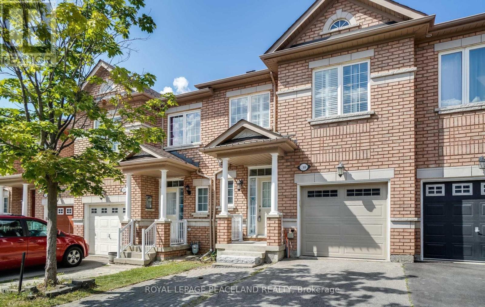 30 - 8 TOWNWOOD DRIVE, Richmond Hill, Ontario