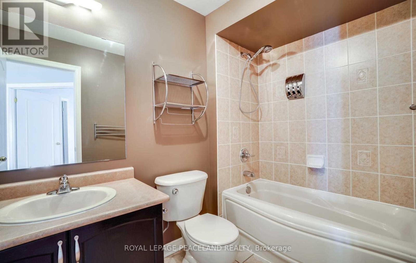 30 - 8 Townwood Drive, Richmond Hill, Ontario  L4E 4Y3 - Photo 25 - N12592690