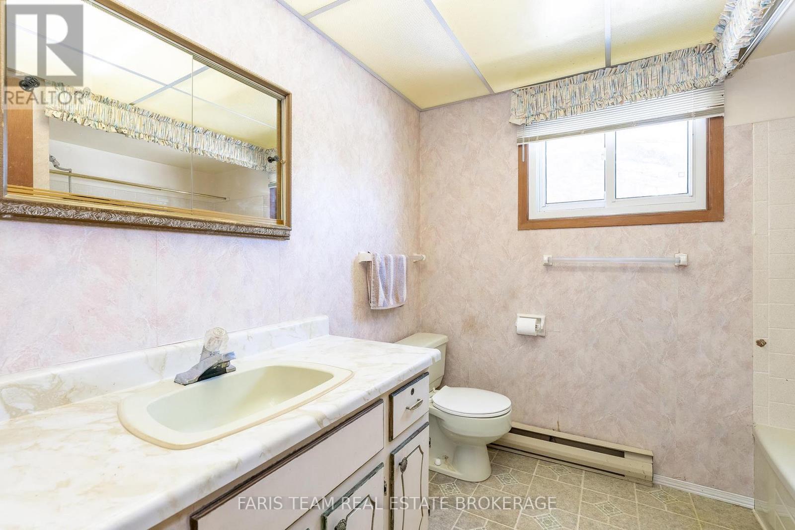 547 Line 11 N, Oro-Medonte, Ontario  L3V 0H5 - Photo 21 - S12370045