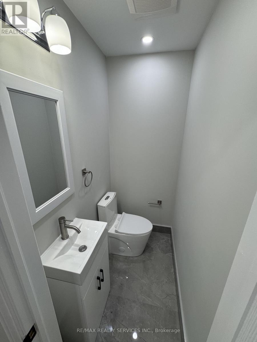 41 Maclaren Avenue, Barrie, Ontario  L4N 3Y1 - Photo 14 - S12591558