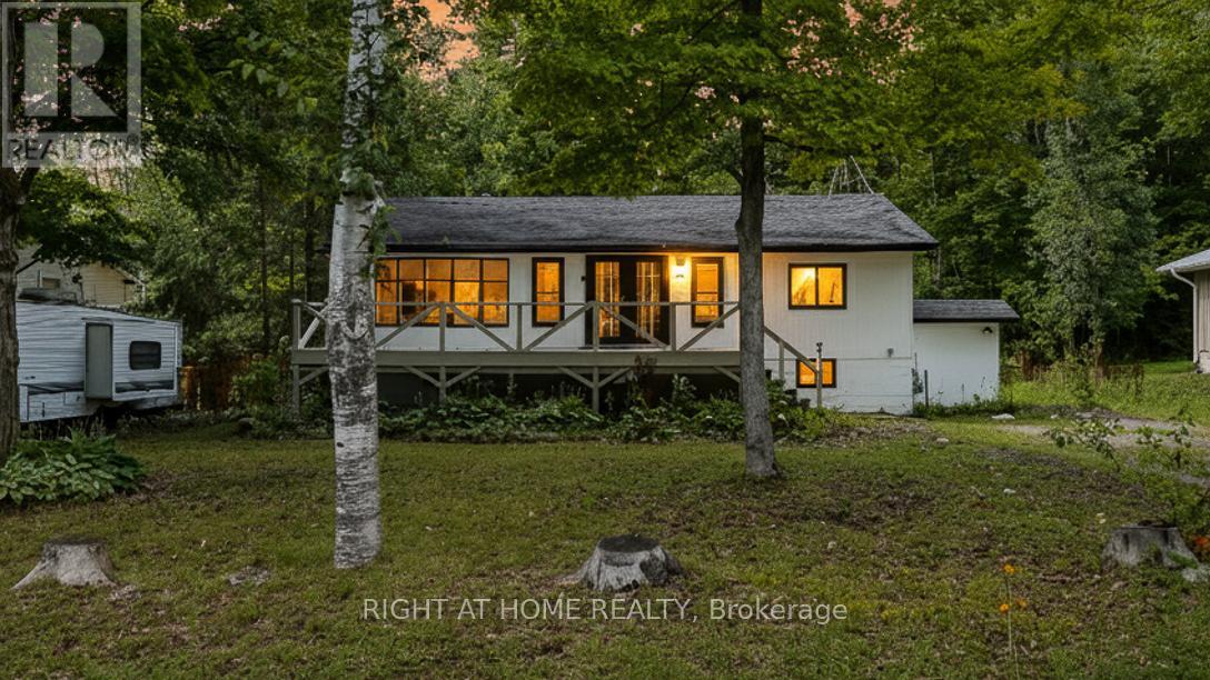 29 Nida Drive, Tiny, Ontario  L9M 0B3 - Photo 3 - S12463796