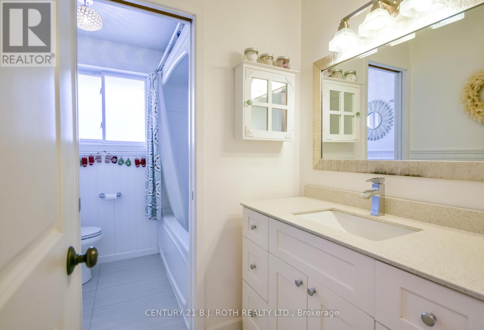 3 Marwendy Drive, Barrie, Ontario  L4M 4E6 - Photo 19 - S12584872