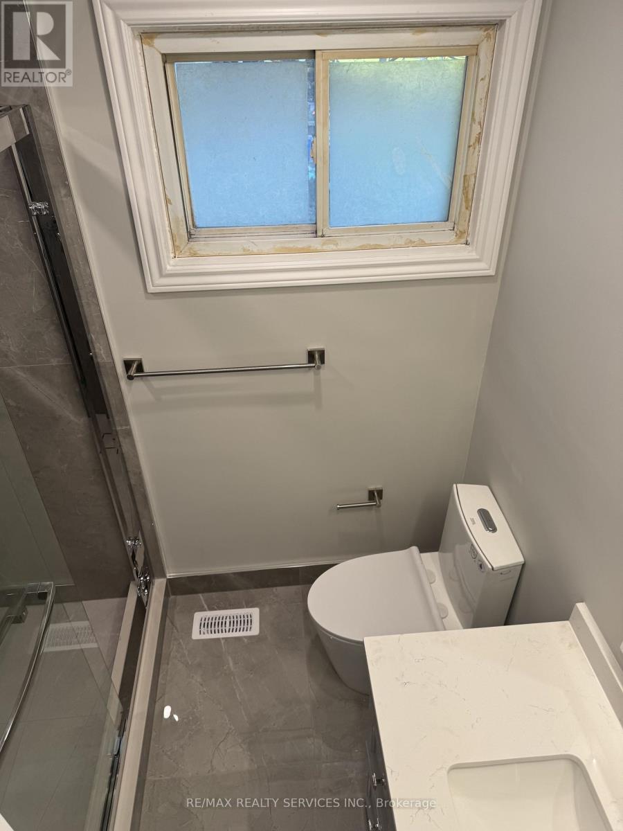 41 Maclaren Avenue, Barrie, Ontario  L4N 3Y1 - Photo 13 - S12591558