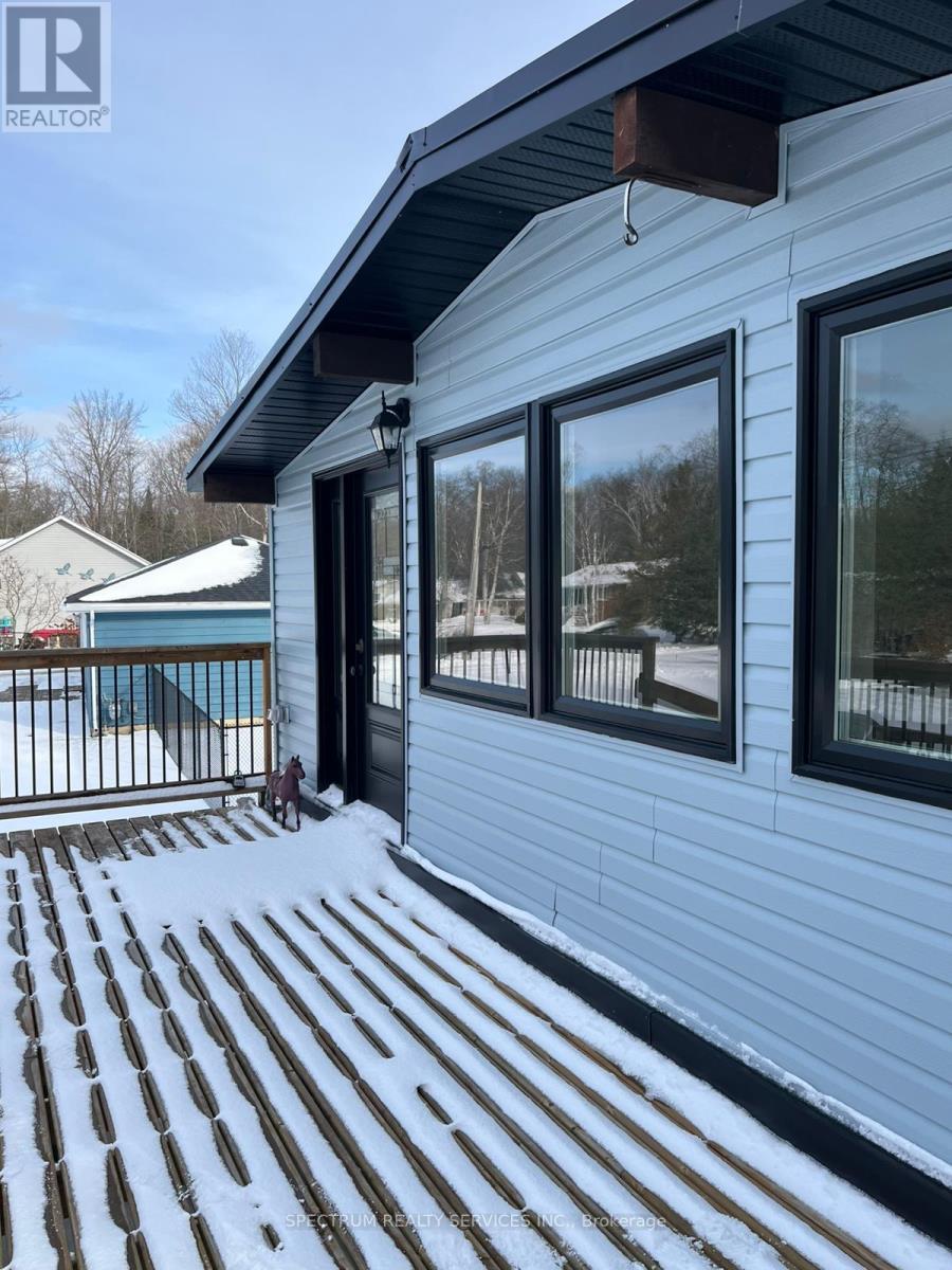 161 Antigua Drive, Wasaga Beach, Ontario  L9Z 2S2 - Photo 2 - S12591562