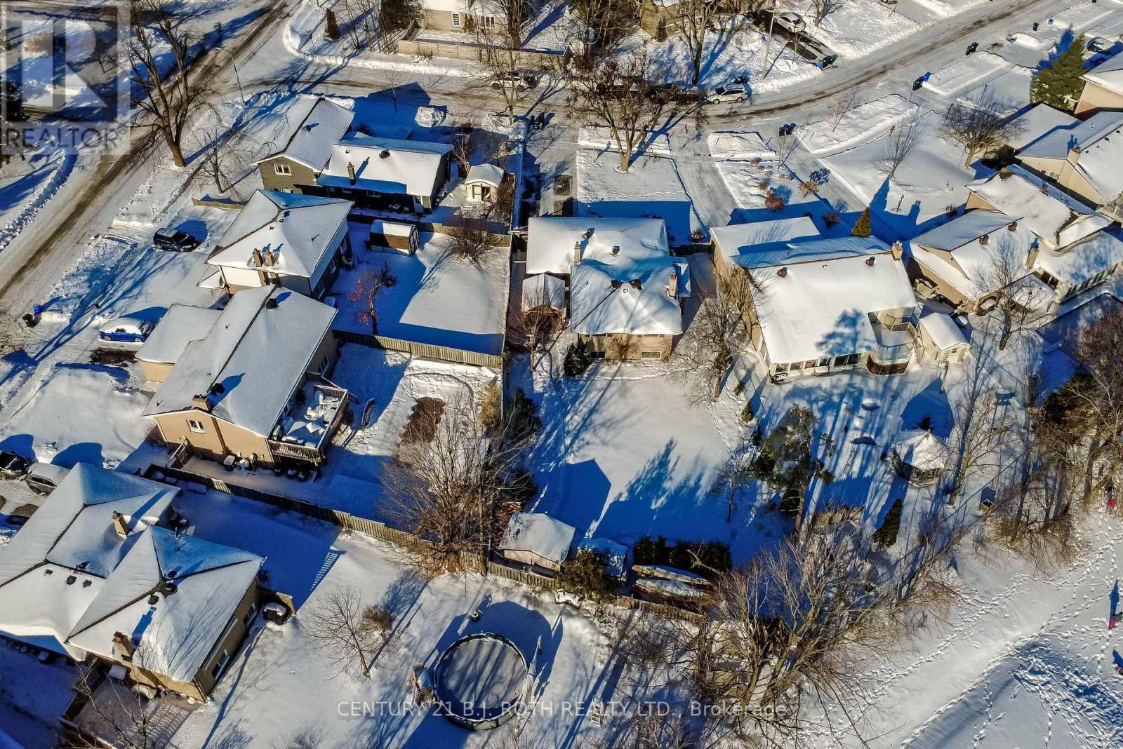 3 Marwendy Drive, Barrie, Ontario  L4M 4E6 - Photo 32 - S12584872