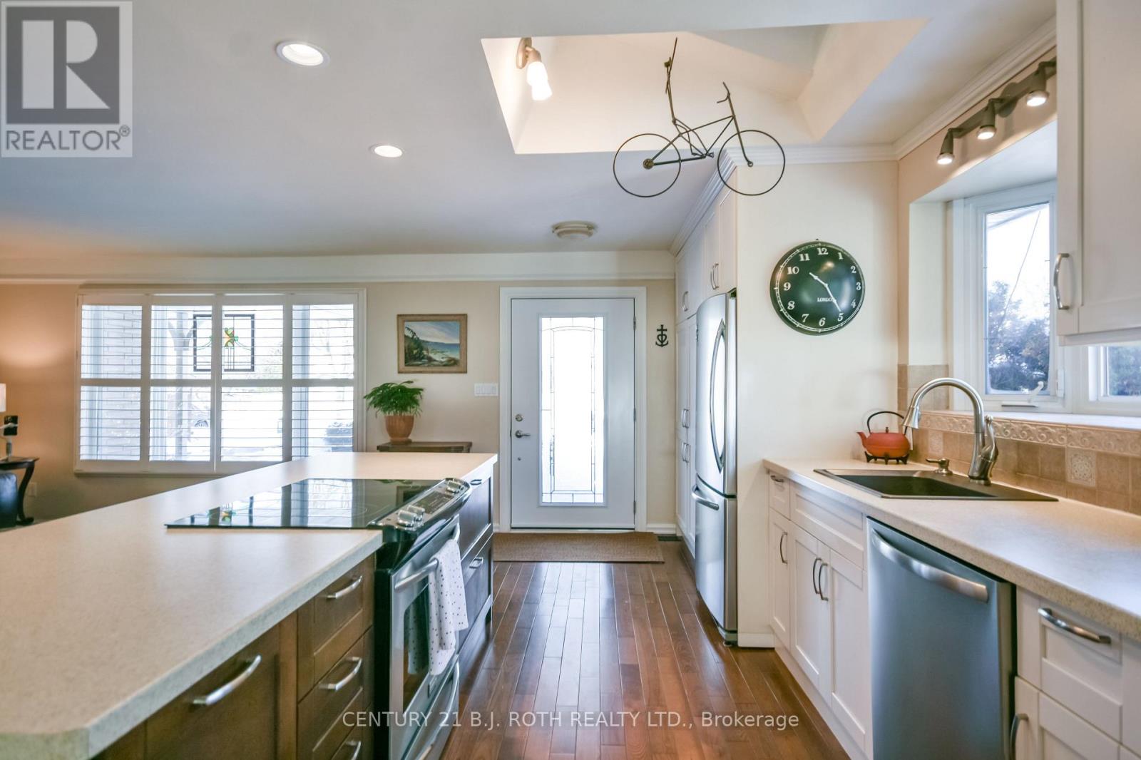 3 Marwendy Drive, Barrie, Ontario  L4M 4E6 - Photo 14 - S12584872