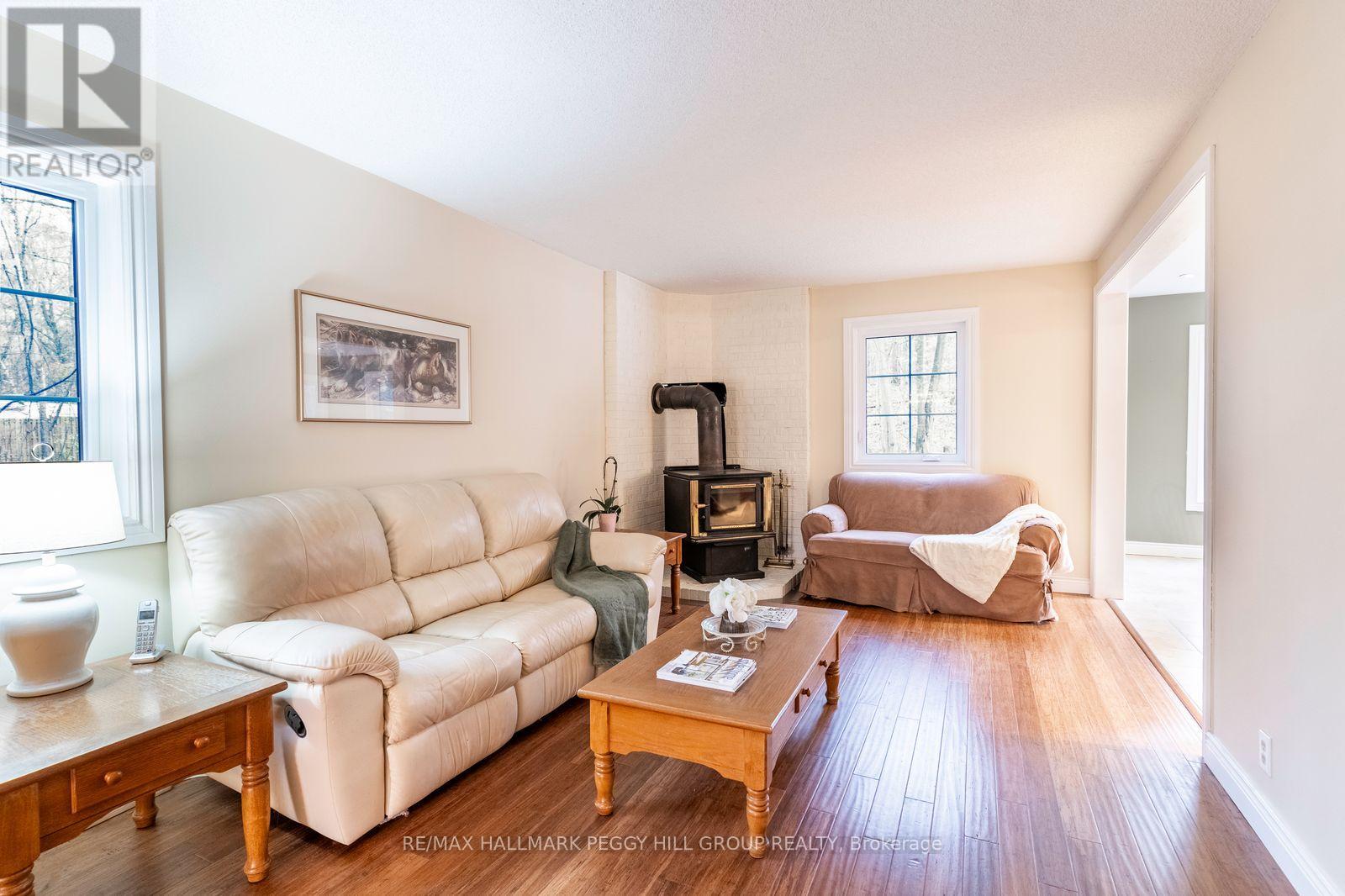 1311 Snow Valley Road, Springwater, Ontario  L9X 1K2 - Photo 8 - S12591784