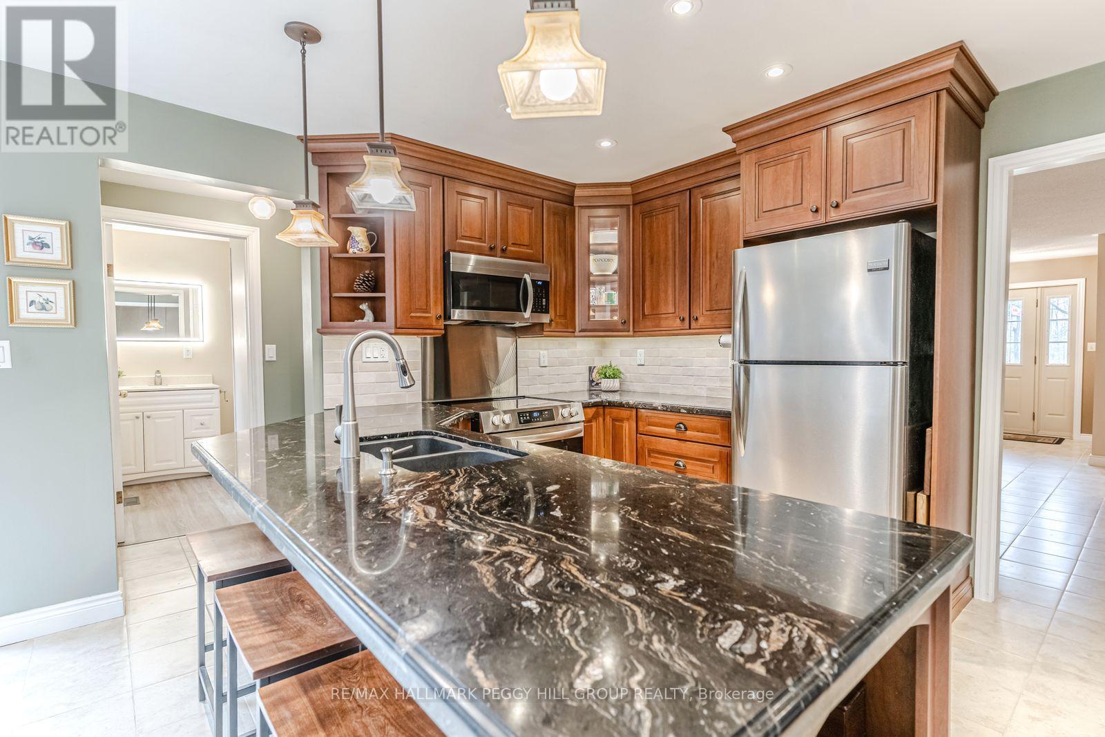 1311 Snow Valley Road, Springwater, Ontario  L9X 1K2 - Photo 9 - S12591784