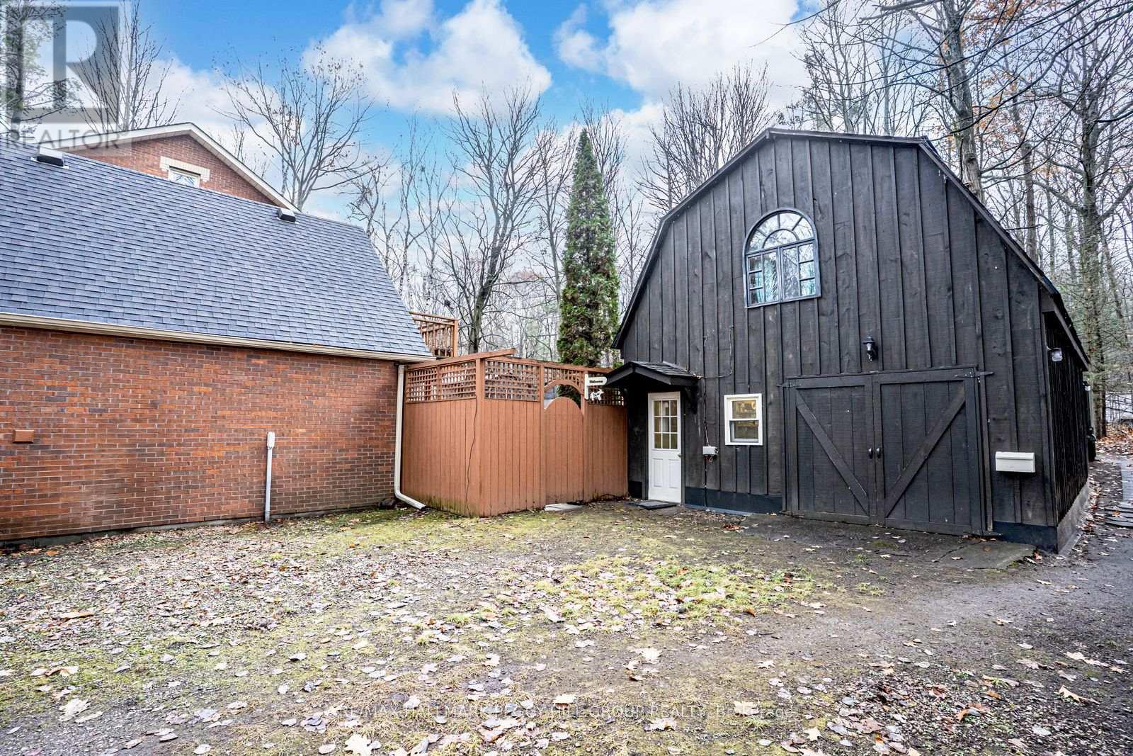 1311 Snow Valley Road, Springwater, Ontario  L9X 1K2 - Photo 6 - S12591784