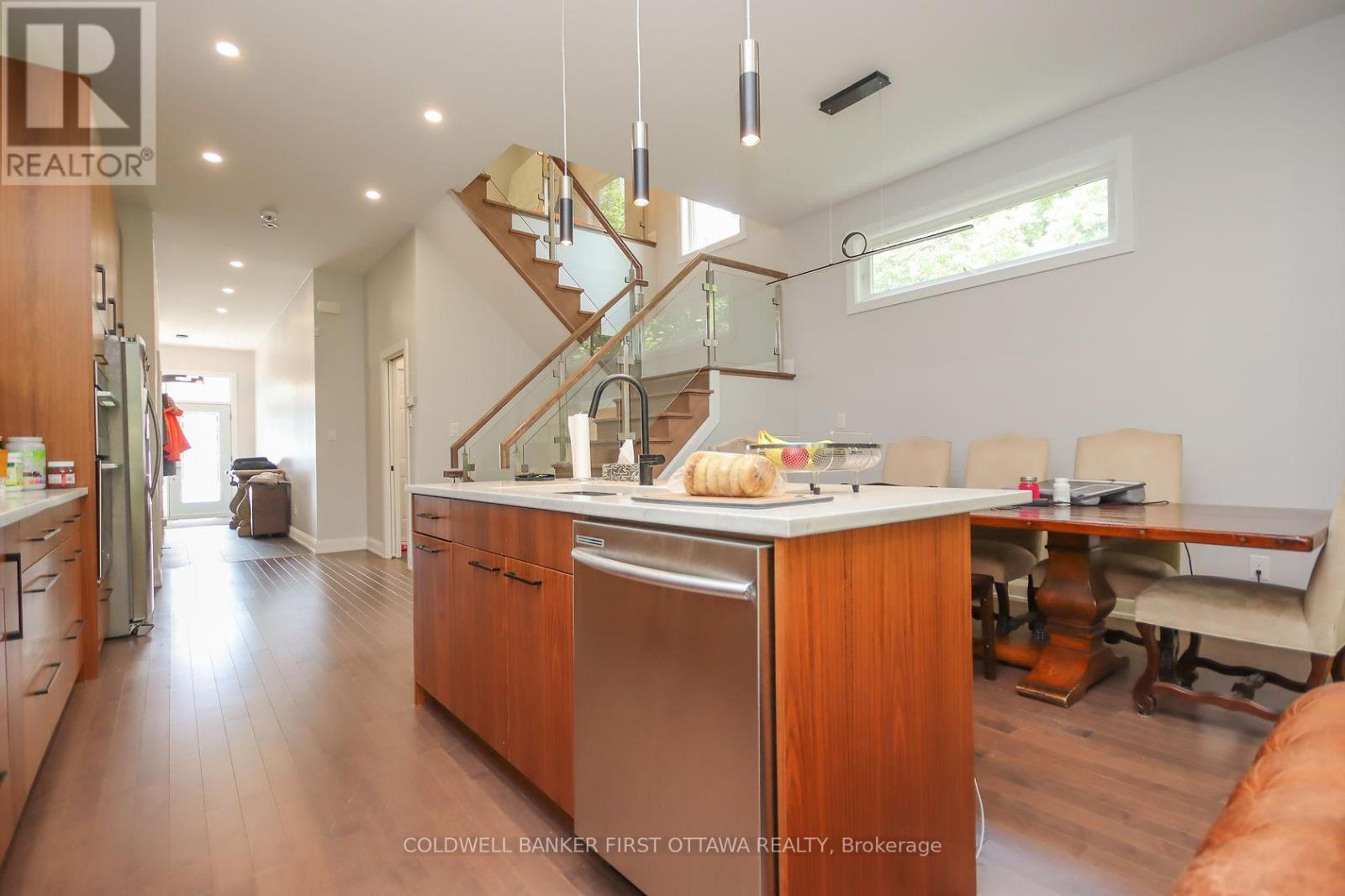 165 Wesley Avenue, Ottawa, Ontario  K1Z 6Z9 - Photo 13 - X12591086