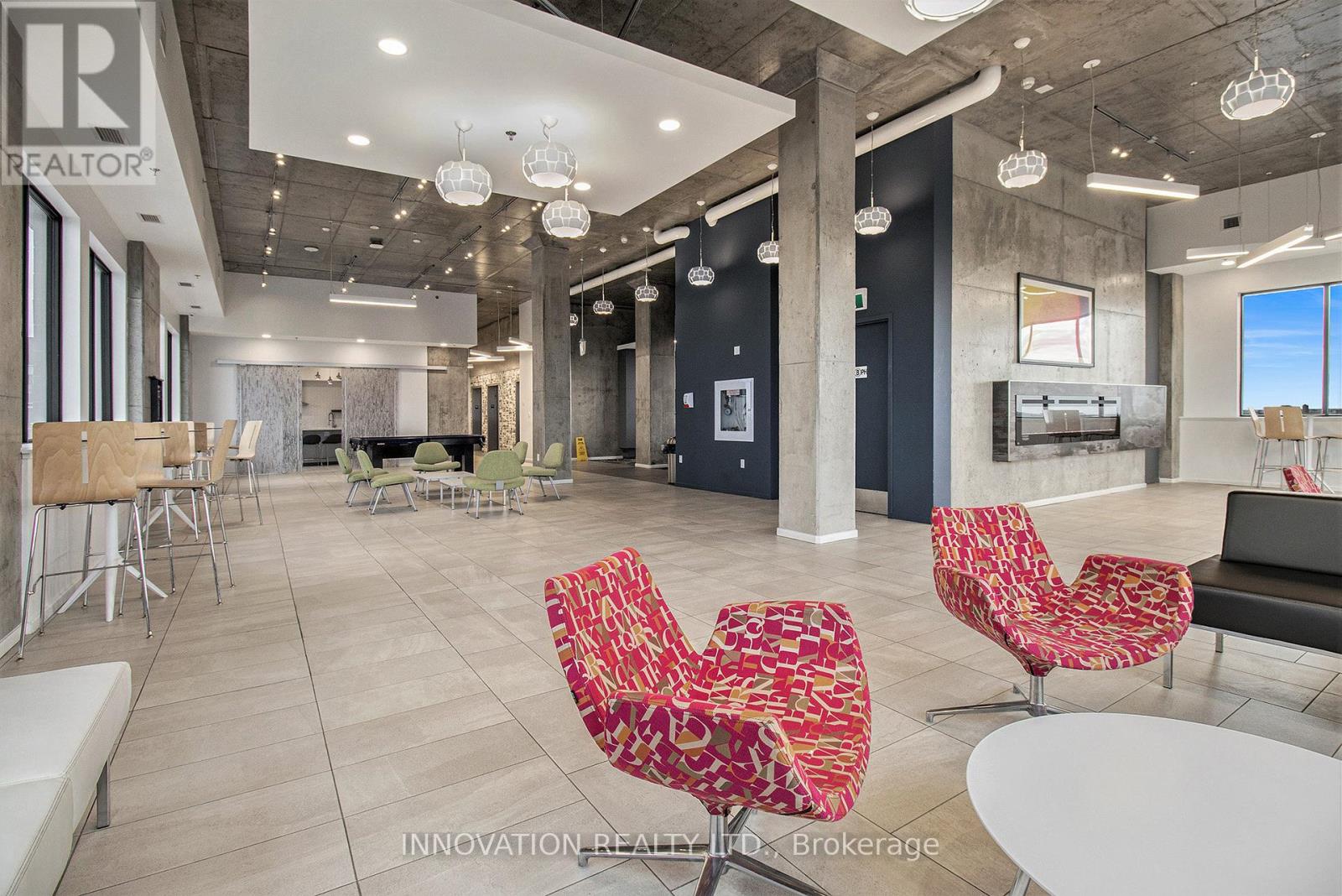 1702 - 105 Champagne Avenue S, Ottawa, Ontario K1S 5E5 - Photo 5 - X12592282