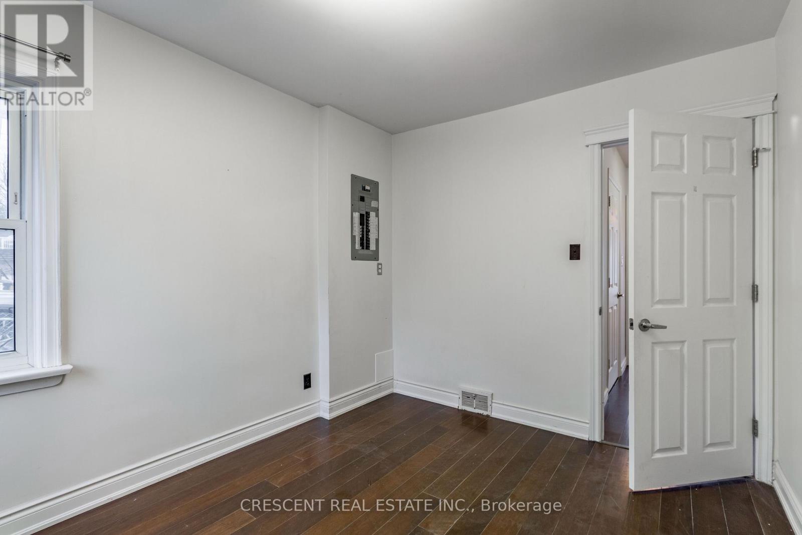 Main & Upper - 261 Barrie Road, Orillia, Ontario L3V 2R4 - Photo 19 - S12591838