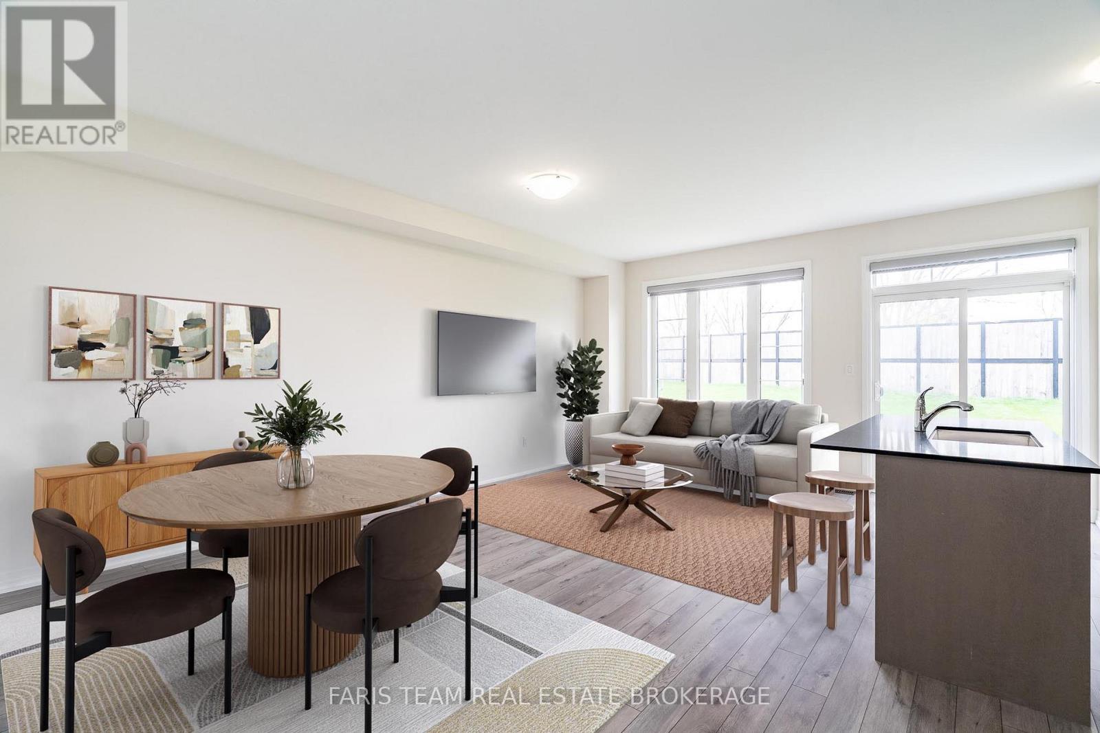 28 Bluebird Lane, Barrie, Ontario  L9J 0M3 - Photo 7 - S12591830