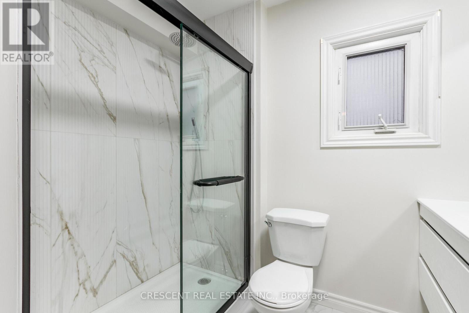 Main & Upper - 261 Barrie Road, Orillia, Ontario L3V 2R4 - Photo 17 - S12591838